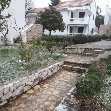 Apartment Iris Sibenik