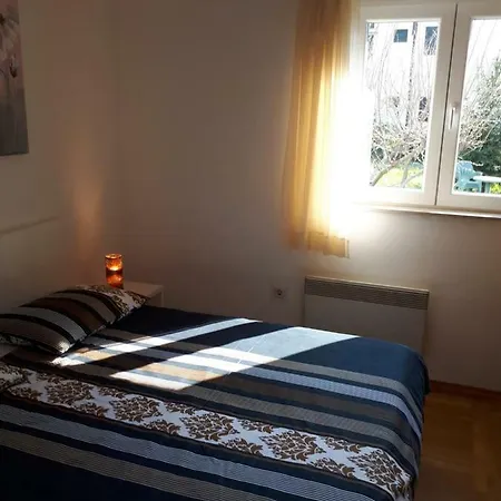 Apartment Iris *